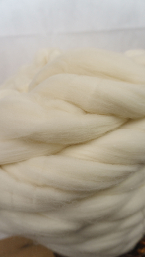 Feiner Merinokammzug